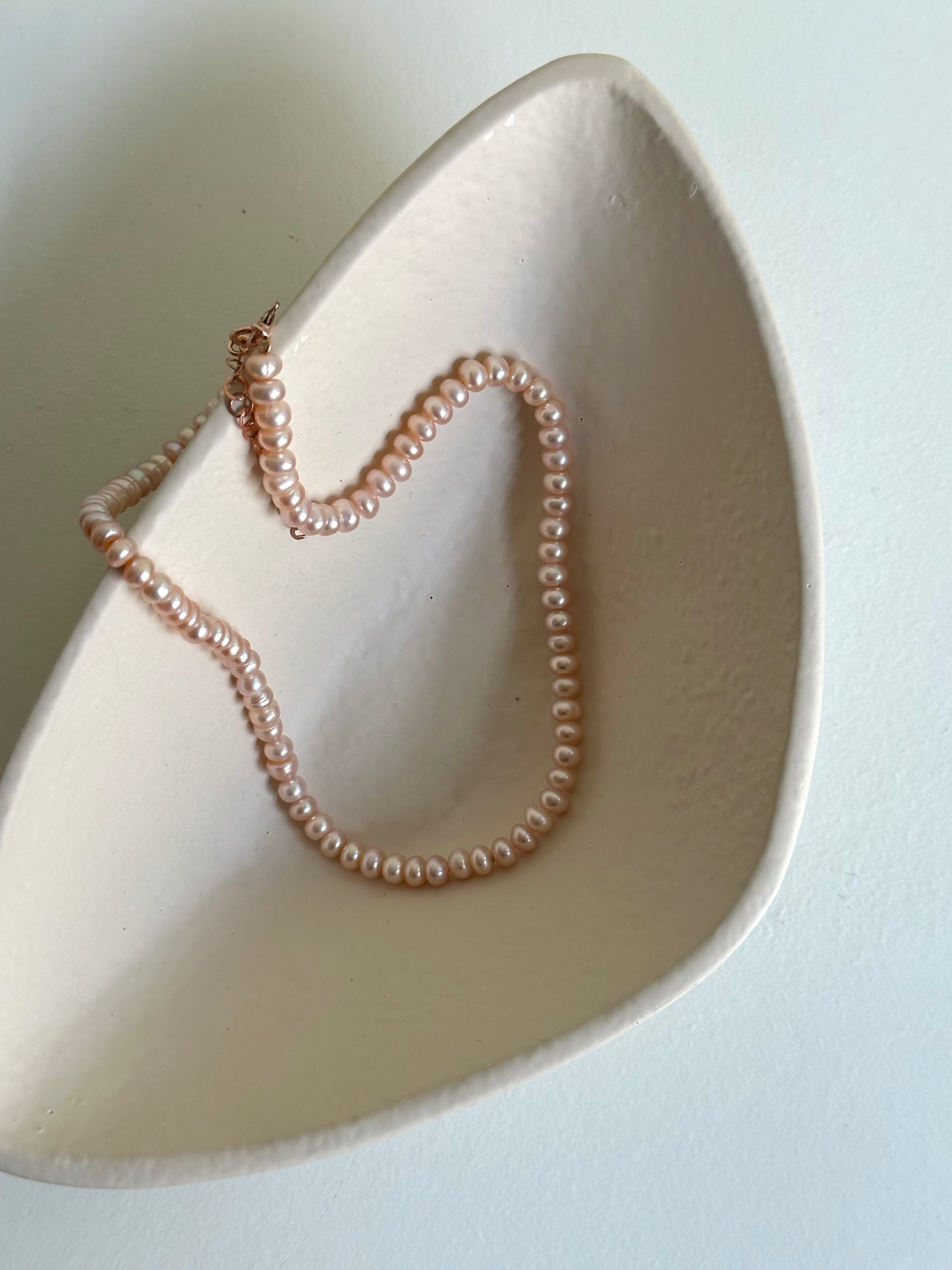 Pink Pearls Choker